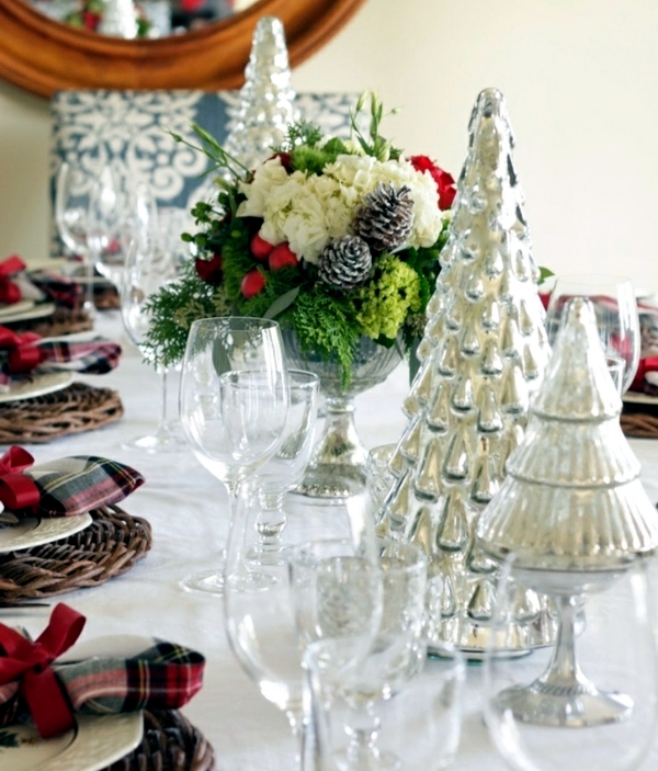 Decorating the Christmas table - little touches with a big impact