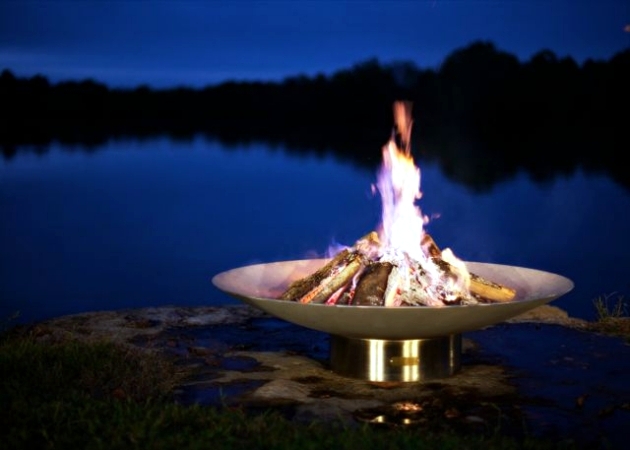 Garden Fire Bowls: 13 attractive designs