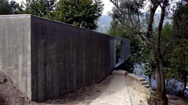 Escape to the Jungle - Minimalist Forest House – Ofdesign