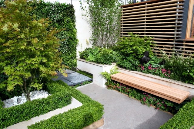 Texture and shape as elements of modern design garden design