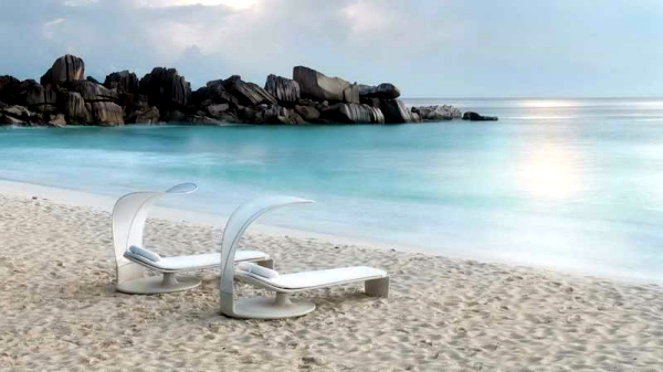 Relax range of furniture with innovative design spread holiday style