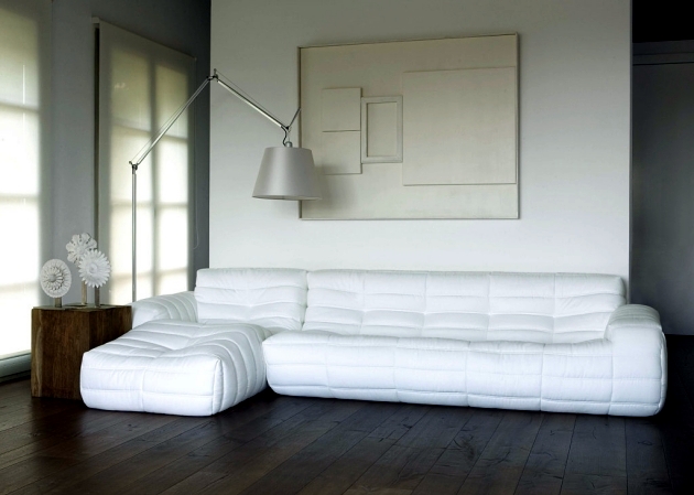 Cool design of upholstered sofas Track - lightweight, versatile and comfortable Weight