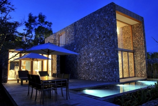 Luxury Resort Kui Buri in Thailand - architecture with natural materials