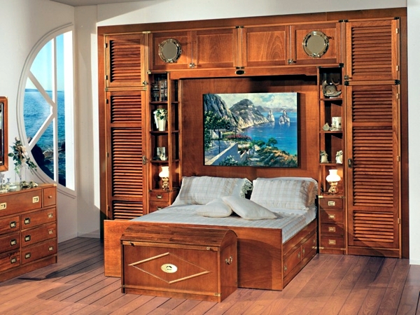 Wooden Cabinet with maritime decoration room colonial