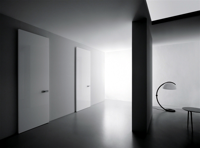 The doors of the Italian designers Lualdi door for modern spaces