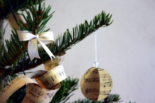 Christmas Tree Music Festival craft paper - quick tutorial