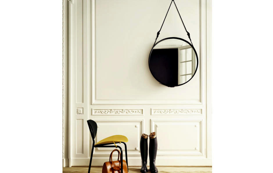 Entrance Hall & Cloakroom Entrance Hall & Cloakroom