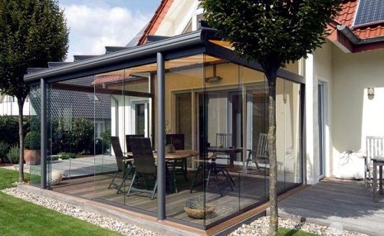 Glass roof terrace for the benefits of a glass canopy