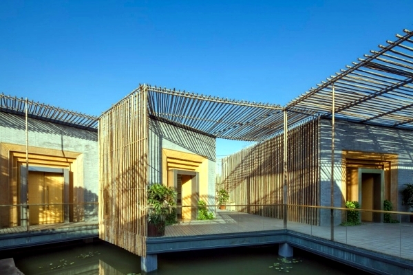 House with bamboo blinds in the traditional architectural style chniesischen
