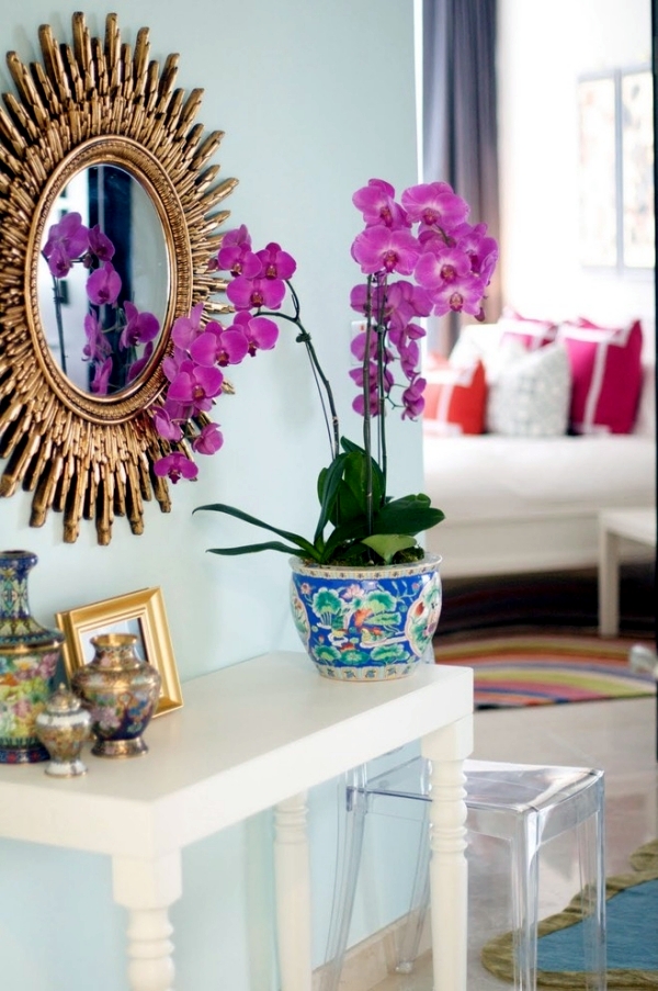 Living room design trendy Purple Orchid