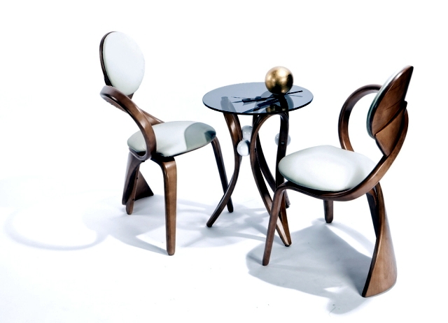 Wooden furniture of modern design - curves and unique finesse