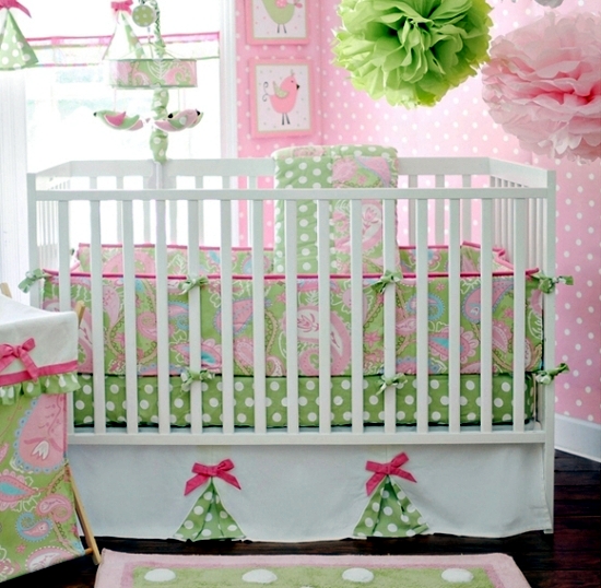 Thumbnail baby room - choose a practical bed with bars