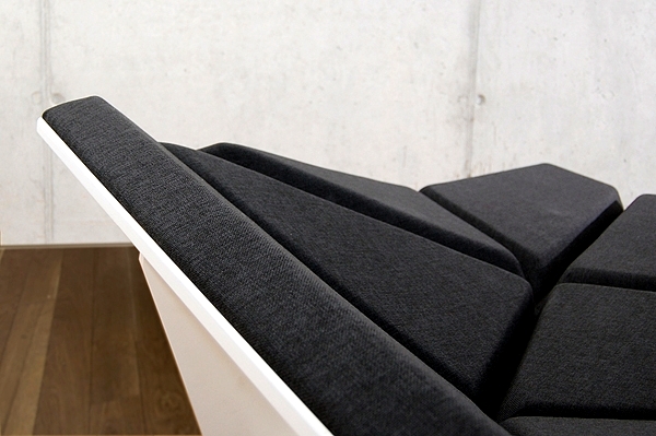 Dynamic Designer Sofa "Cay" futuristic look