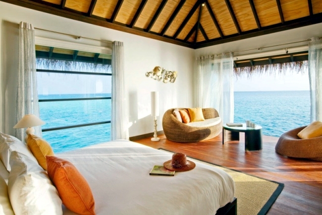 Harmony and exclusive holiday resort in the Maldives Velassaru