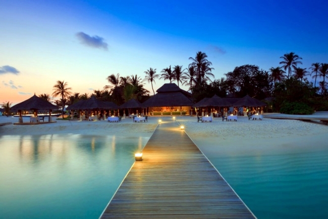 Harmony and exclusive holiday resort in the Maldives Velassaru