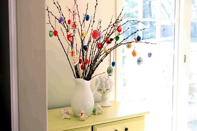 Take A Small Tree Own Easter Eggs 21 Decorating Ideas For Easter