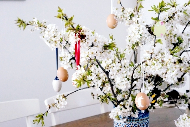 Take a small tree own Easter eggs - 21 decorating ideas for Easter