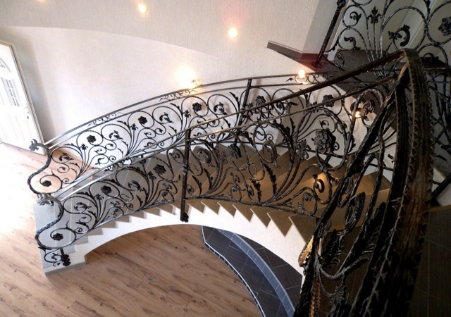 Wrought iron in architecture - 107 Fences and Railings Wrought iron in architecture - 107 Fences and Railings