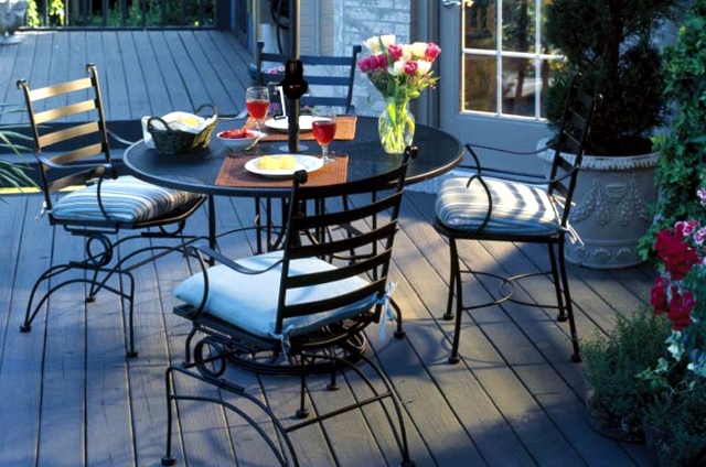 Metal garden chairs with playful details wrought iron-20 Ideas