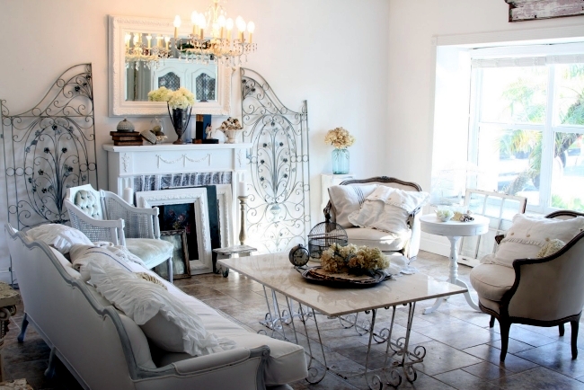 Local shabby chic style - Romance and delicate colors