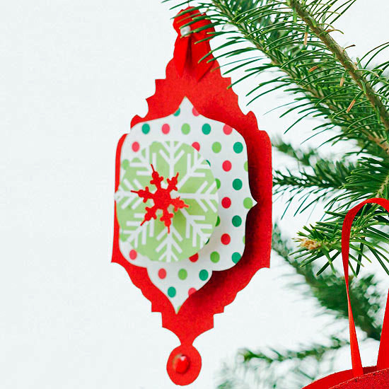 Paper crafts ideas - Make your own colorful Christmas tree ornaments