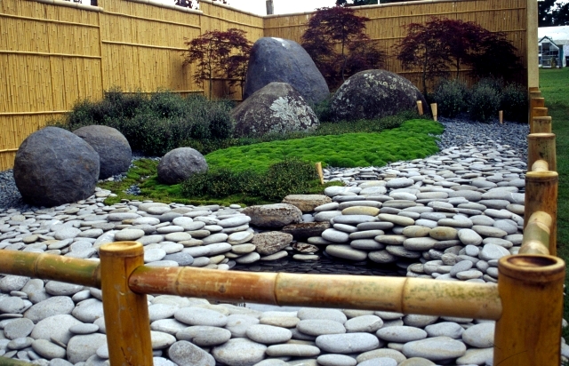 Ideas For Garden Decorations, Big Stone Pebbles For Garden