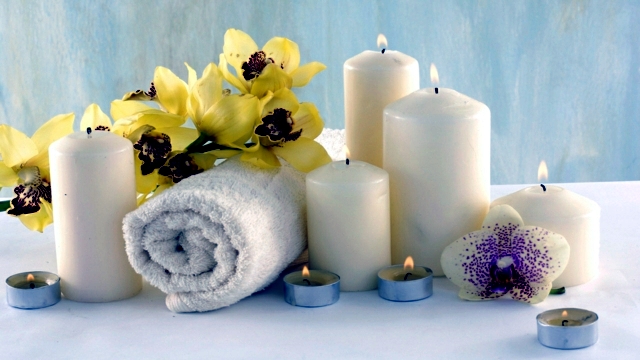 Wellness with scented candles - create a calm atmosphere