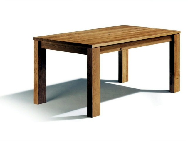 Functional and quality, massive dining table is the trend