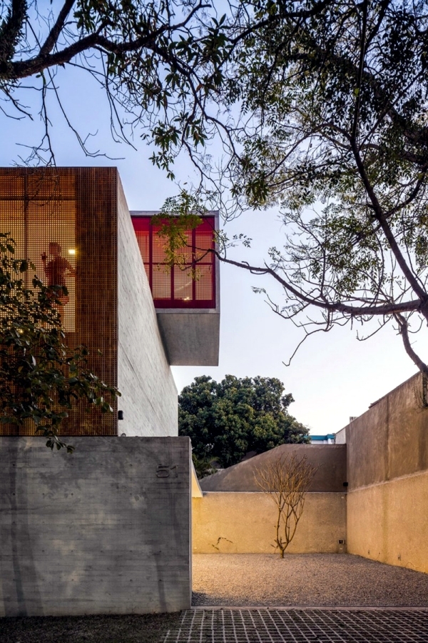 Solid concrete house in Sao Paolo modern architecture in the Bauhaus style