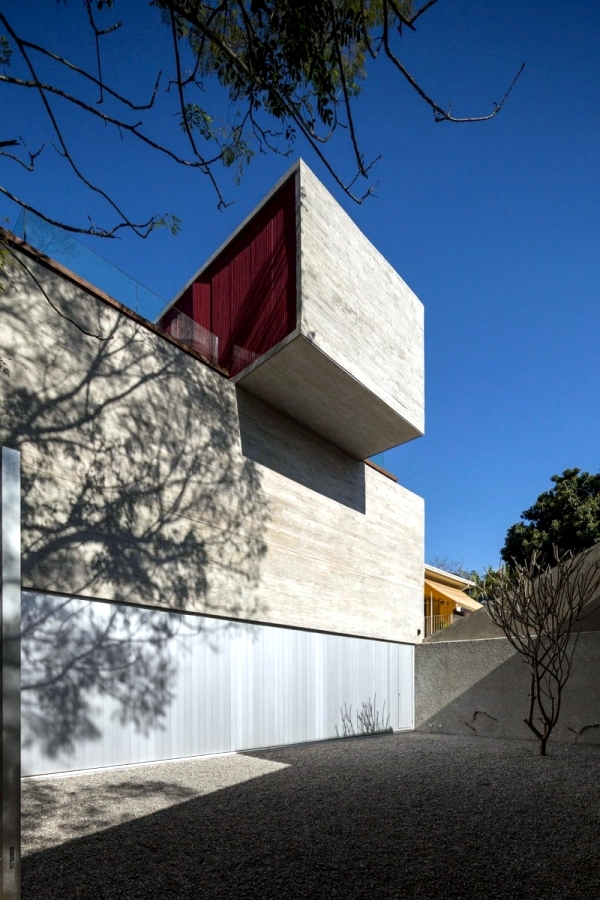 Solid concrete house in Sao Paolo modern architecture in the Bauhaus style