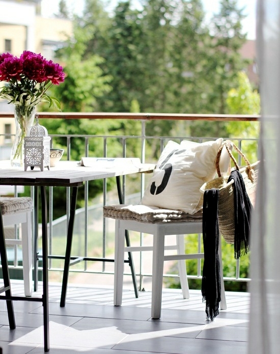 Balcony in summer - colorful decoration ideas for outdoor Balcony in summer - colorful decoration ideas for outdoor