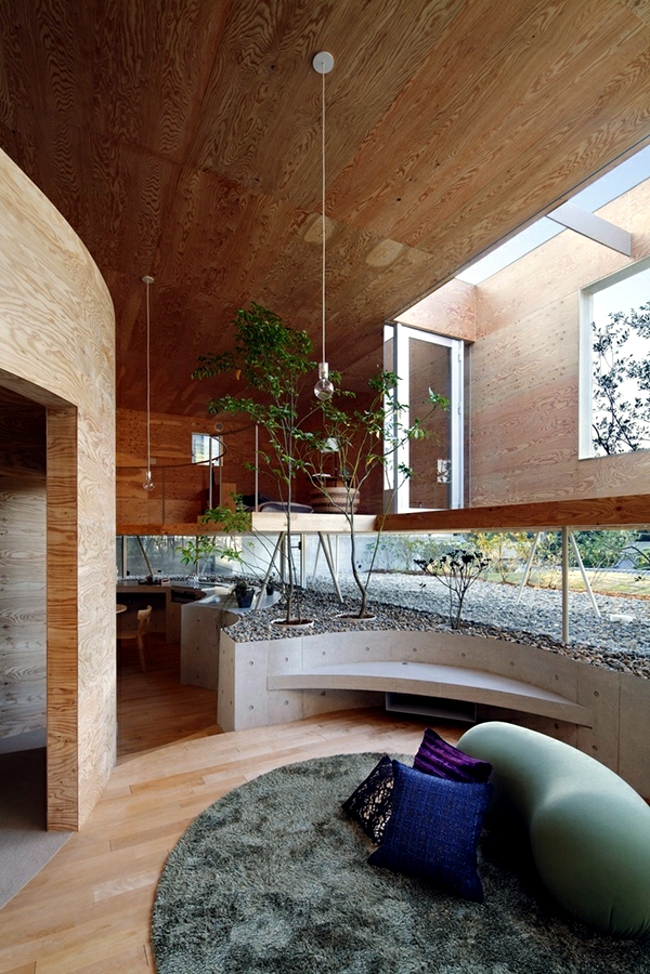 Natural materials inside - Furnish with light wood