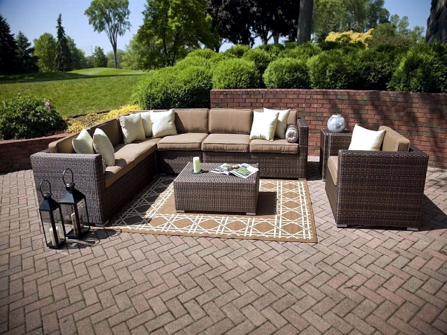 Poly rattan garden furniture on Trend - Cheap, durable and easy to clean