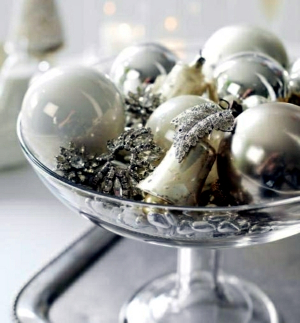 Silver decoration for the Christmas festival - pure glitz and glamor!