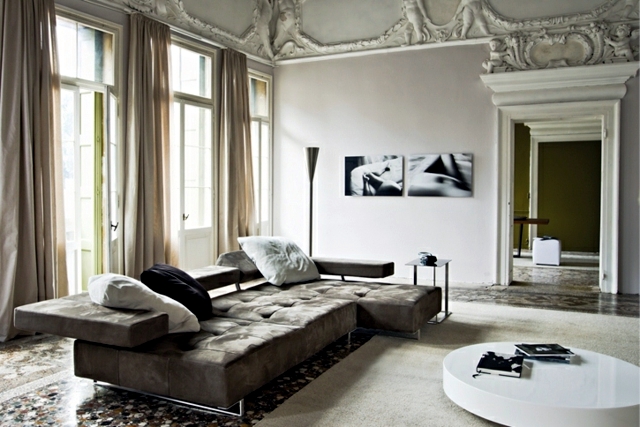 Sofa upholstered in Alcantara ® and other areas of application of the substance Sofa upholstered in Alcantara ® and other areas of application of the substance