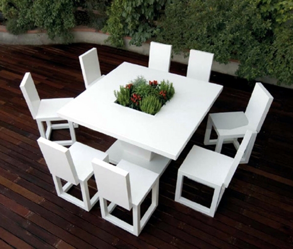 The furniture in white aluminum Bysteel - Sets Living room with garden concept