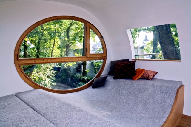 Treehouse Experience timeless space between two oaks Djuren