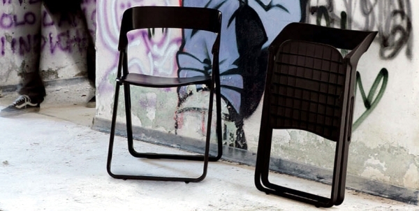 Folding chairs for garden and terrace - a Practice Area