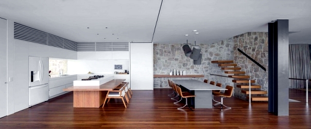 Contemporary Villa in Rio with a minimalist design