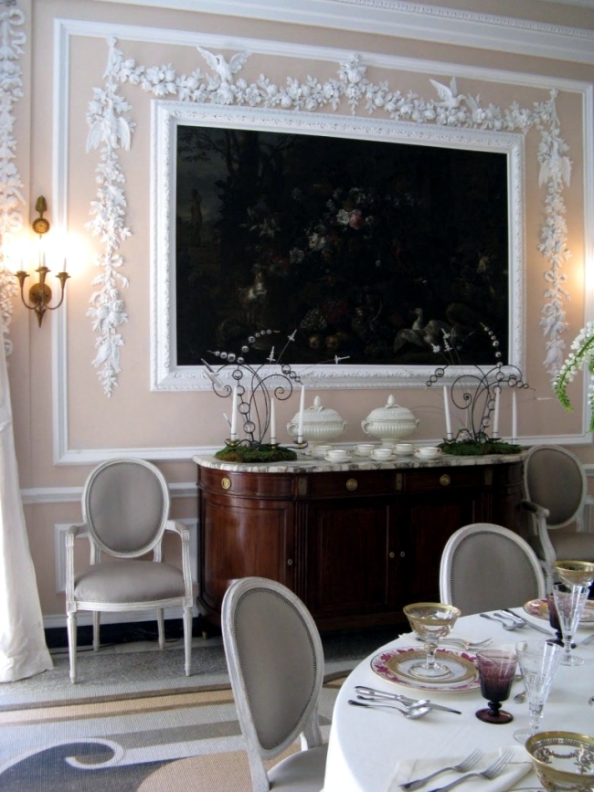 Neoclassical interior style - the elegance of the 18th century