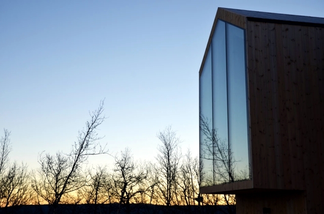 Modern wooden house in Norway offers a breathtaking panorama of mountains