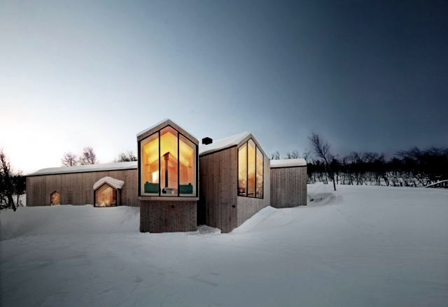 Modern wooden house in Norway offers a breathtaking panorama of mountains