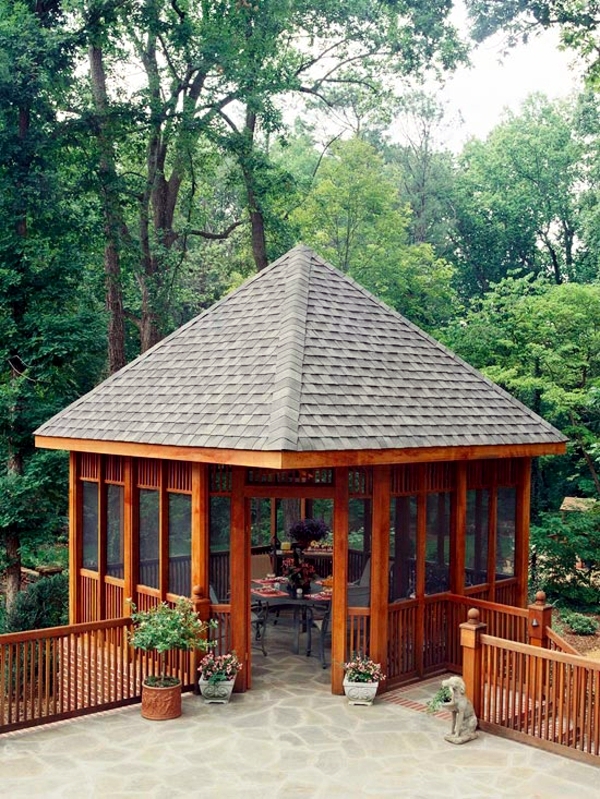 Construction Gazebo - the many functions of the pavilion in the garden
