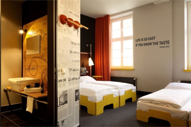Hostel St.Pauli in Hamburg stunning design - a draft Dreimeta
