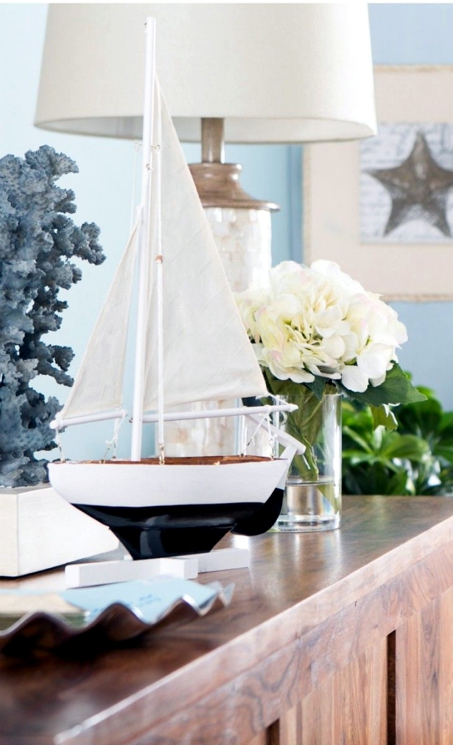 Ahoy! - Ideas maritime furniture for the living room