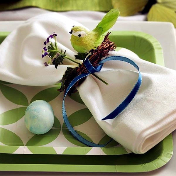 25 Ideas for Adorable Easter table decorations - a visual treat