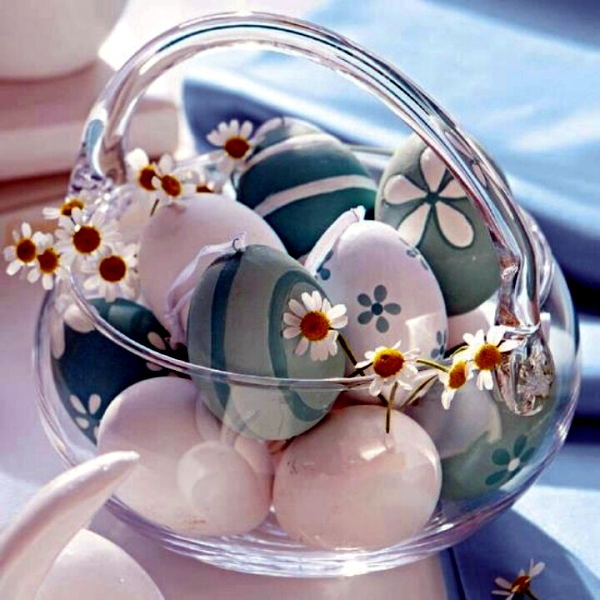 25 Ideas for Adorable Easter table decorations - a visual treat