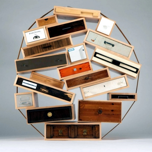 Design wooden chests - Contemporary design of antique furniture