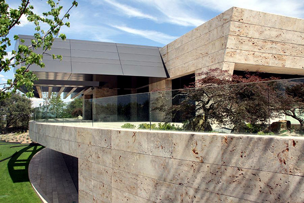 Modern Zen House Design in Madrid, Spain