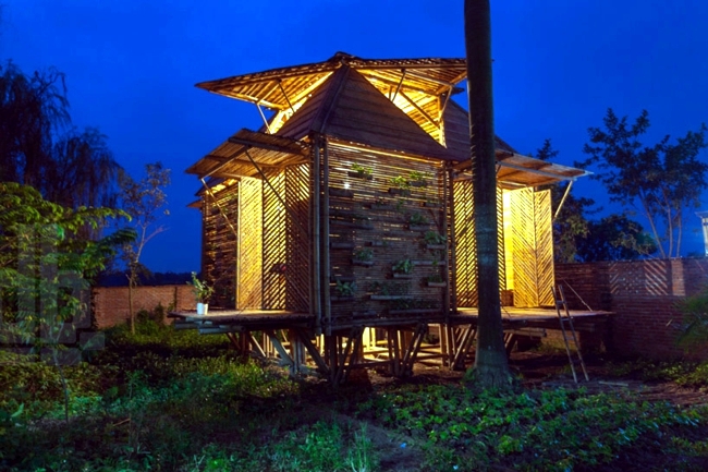 The high water resistant wood house - protection against natural disasters